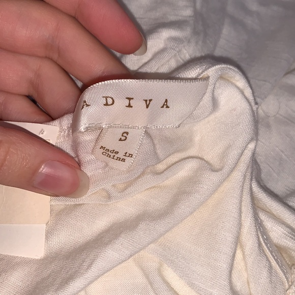 Size small Adiva Lace Ruffle Top - Picture 4 of 6